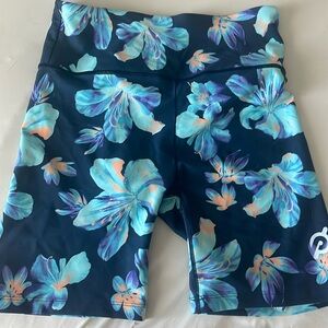 NWT pelaton workout shorts